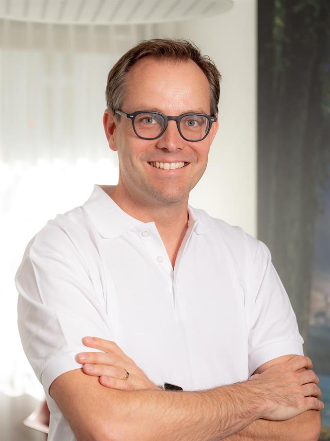 Dr. med. Lars Heine